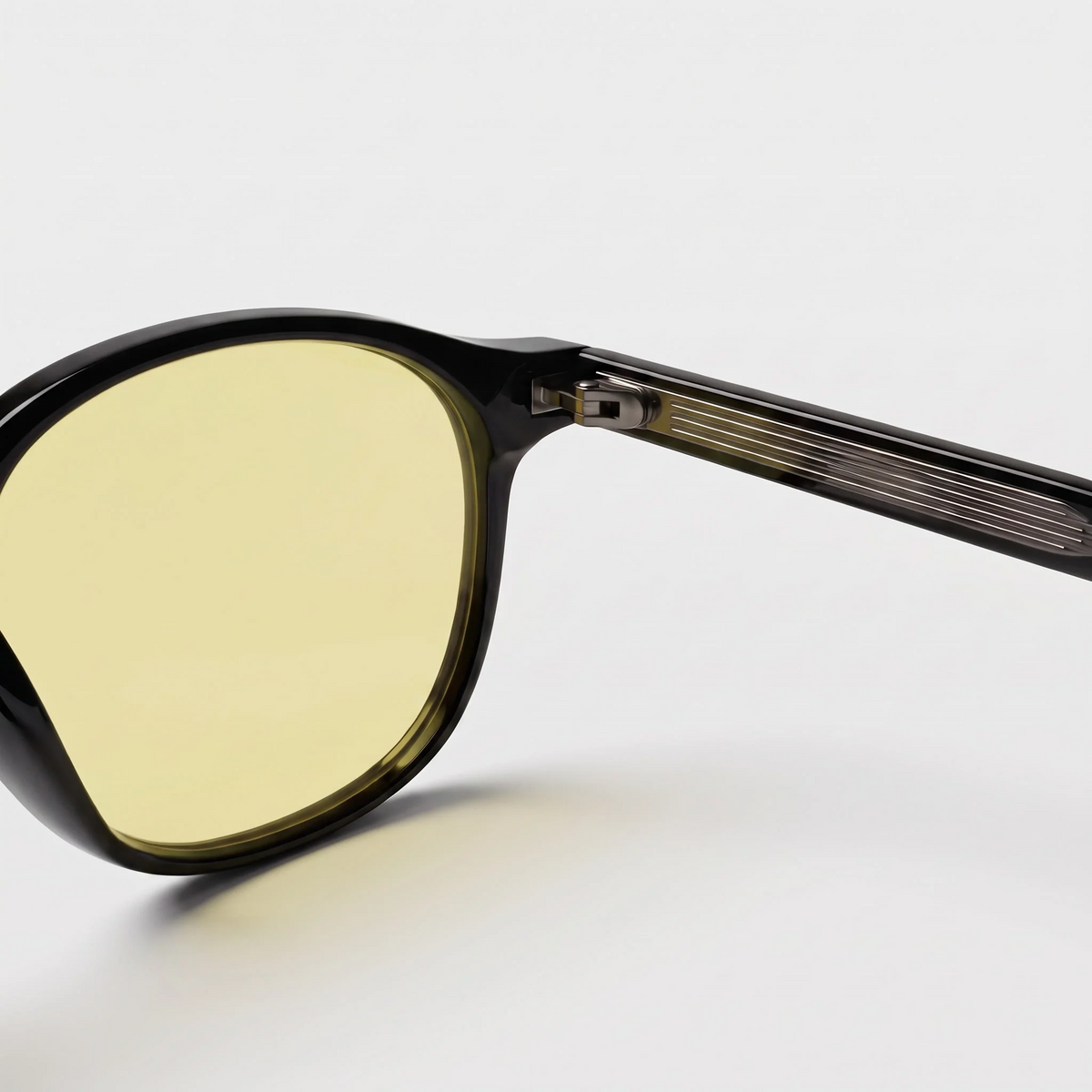 LENTES DE DÍA | BLUZ D-01
